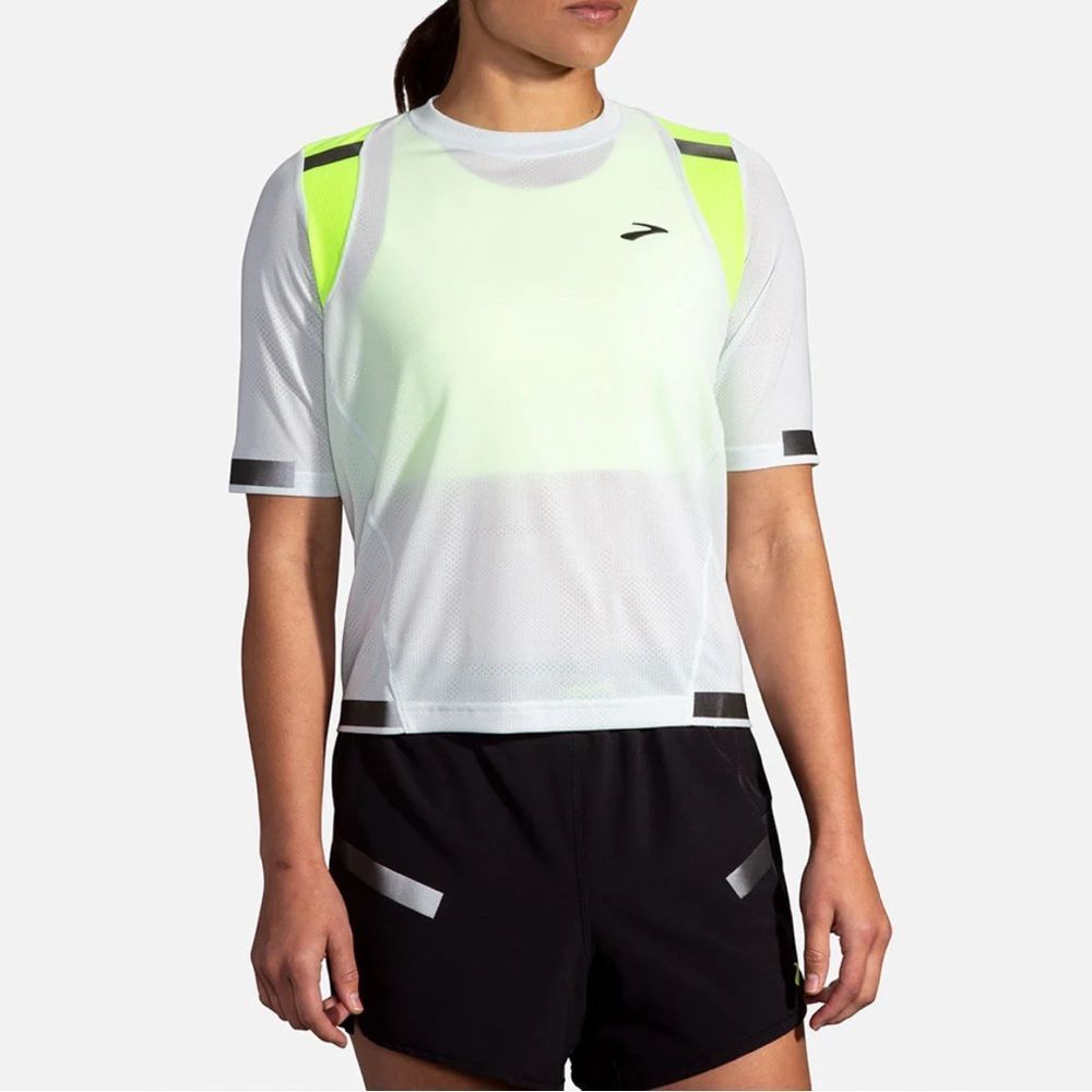 Nwt Brooks Carbonite Short Sleeve Womens